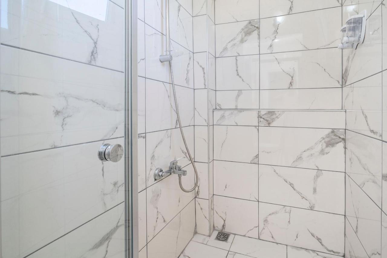 Spacious Apartment In The Historical Center Of Bursa Bagian luar foto
